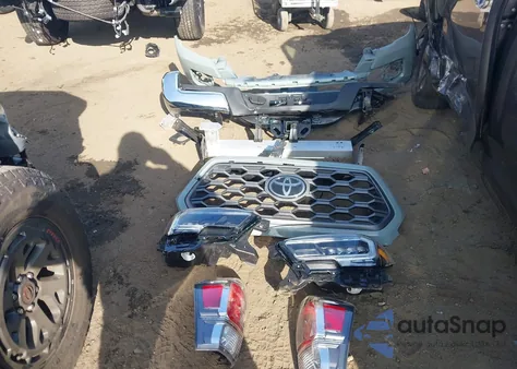 2023 Toyota Tacoma Trd Off Road z USA, uszkodzony, nr VIN 3TMCZ5AN4PM612140